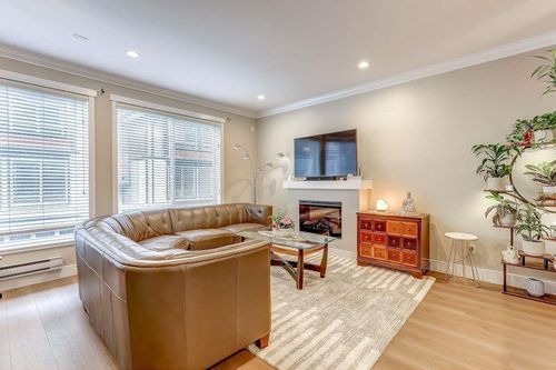 3-6378 142 St, Surrey, BC, V3X1B8 | Card Image