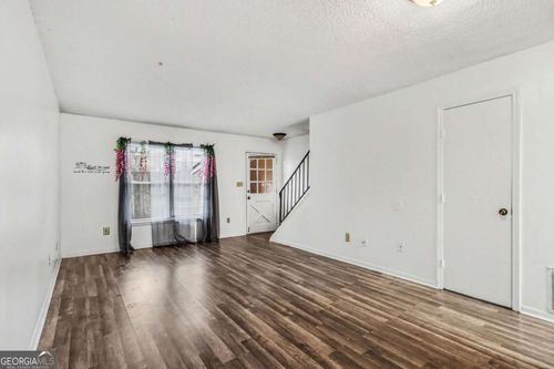 apt-a-2060 Kings Gate Cir, Snellville, GA, 30078-3680 | Card Image