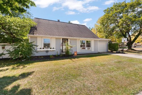 1035 Scottdale Dr, Adrian, MI, 49221-3263 | Card Image