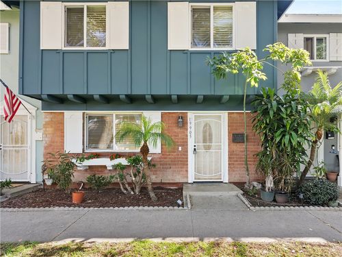 19905 Keswick Ln, Huntington Beach, CA, 92646-4250 | Card Image