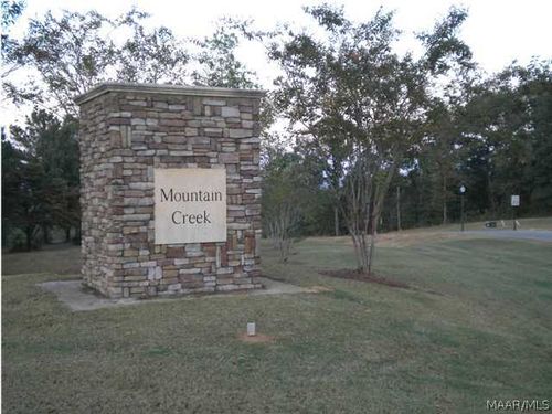 109 Merrill Ln, Deatsville, AL, 36022-2864 | Card Image