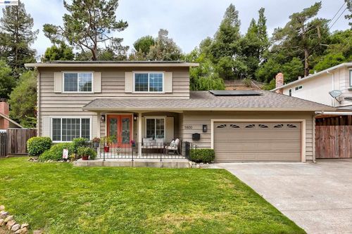 5800 Cold Water Dr, Castro Valley, CA, 94552-1807 | Card Image