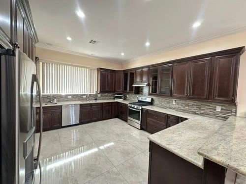 6830 N 14th Street, Phoenix, AZ, 85014 | Card Image