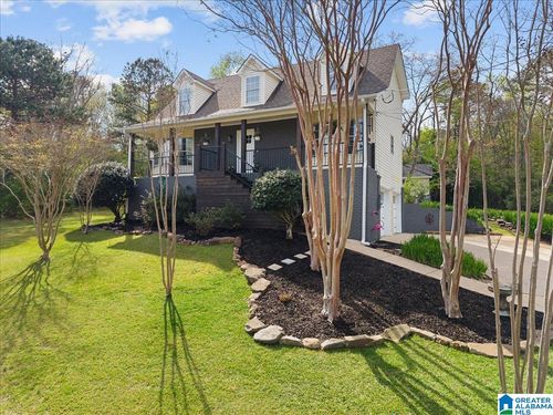 8821 Clubhouse Cir, PINSON, AL, 35126-2345 | Card Image