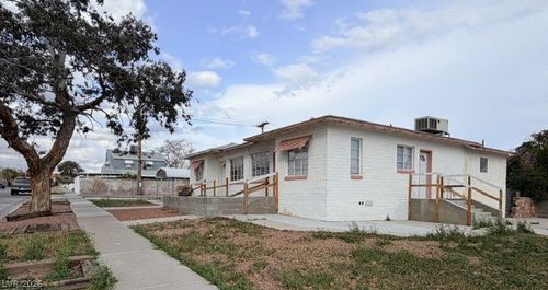 0-859 Avenue G, Boulder City, NV, 89005-2912 | Card Image