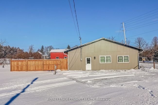122 Latta Dr, House other with 1 bedrooms, 3 bathrooms and 20 parking in Plainfield ON | Image 5