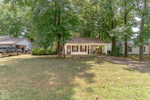 1302 Walker St, Paragould, AR, 72450-5966 | Card Image