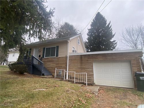 103 Wallace St, Saint Clairsville, OH, 43950-1222 | Card Image