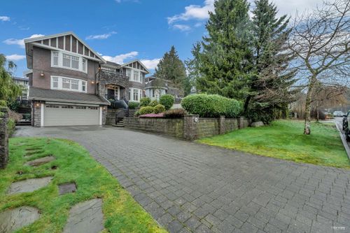 4841 Clinton St, Burnaby, BC, V5J2L1 | Card Image