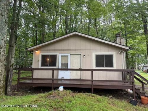 5185 Hummingbird Dr, Pocono Summit, PA, 18346-7614 | Card Image