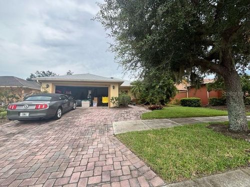 106 Vista Dr, KISSIMMEE, FL, 34759-3666 | Card Image