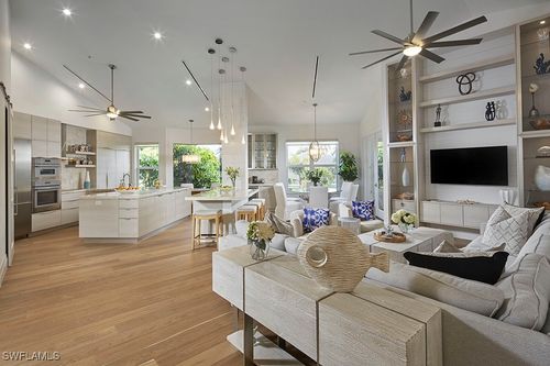 231 Colonade Cir, NAPLES, FL, 34103-8725 | Card Image