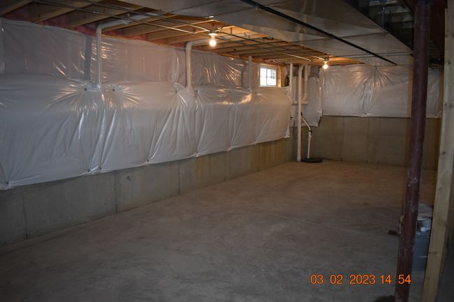 200 Crystal Ln, House other with 3 bedrooms, 3 bathrooms and 2 parking in Steger IL | Image 22