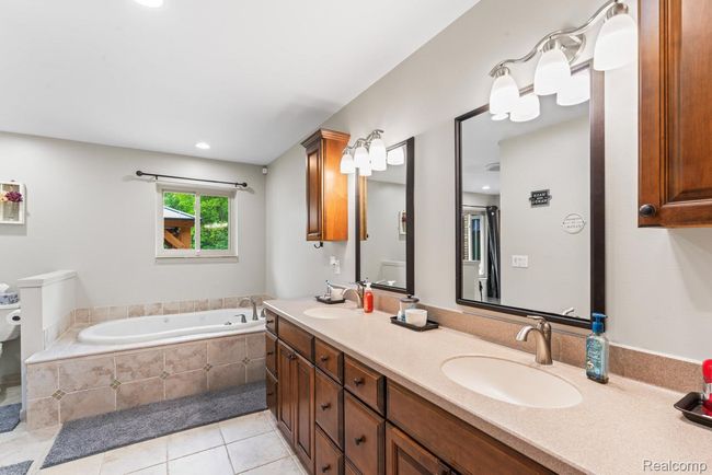 490 Rolling Oaks Dr.-42.JPG | Image 27