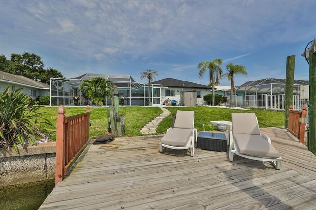 6337 Cocoa Ln, House other with 4 bedrooms, 2 bathrooms and null parking in APOLLO BEACH FL | Image 6