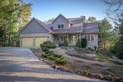 10364 Pinetree Dr, House other with 4 bedrooms, 4 bathrooms and 10 parking in Grand Bend ON | Image 1