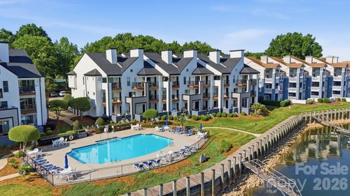 48-18705 Vineyard Point Ln, Cornelius, NC, 28031-7993 | Card Image