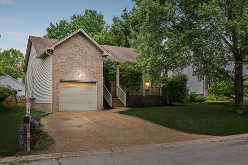 7516 Dove Valley Dr, Nashville, TN, 37221-2323 | Card Image