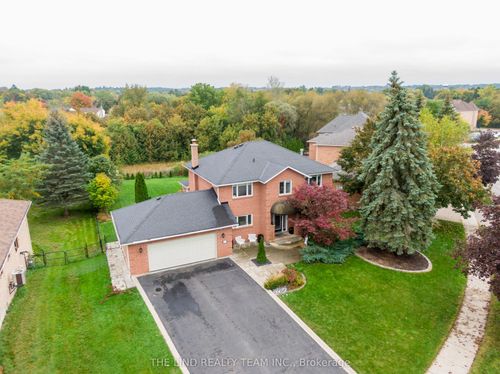 97 Thompson Dr, Holland Landing, ON, L9N1E2 | Card Image
