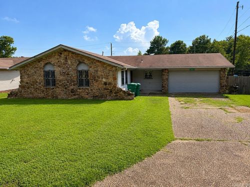 9802 Dobby Drive, Little Rock, AR, 72206 | Card Image