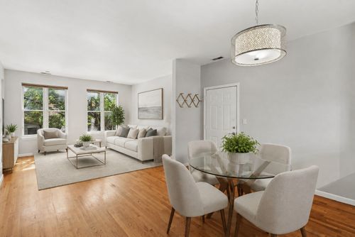2a-1500 Halsted St, Chicago, IL, 60607-5129 | Card Image