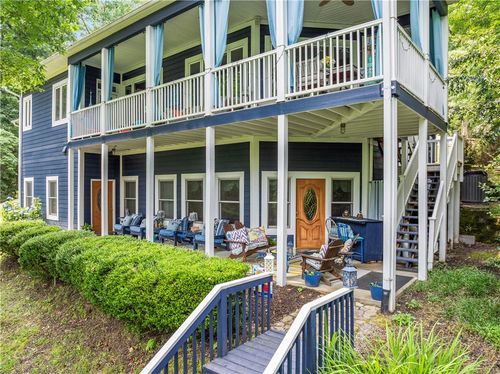 320 Holly Ln, Walhalla, SC, 29691-3711 | Card Image