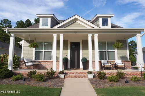 115 Post Oak Dr, Oxford, MS, 38655-2799 | Card Image