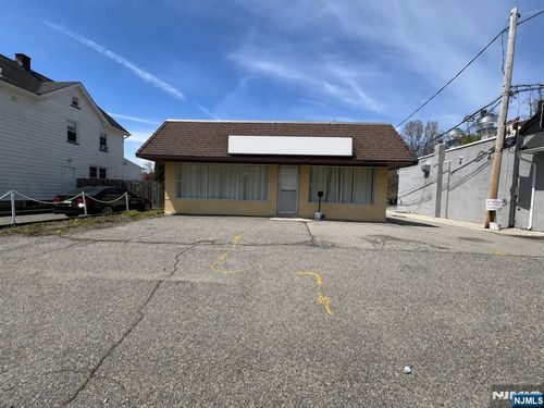 901 Ringwood Ave, Haskell, NJ, 07420-1343 | Card Image