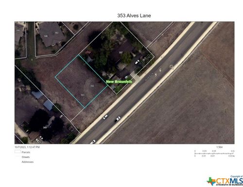 353 Alves Ln, New Braunfels, TX, 78130-2824 | Card Image