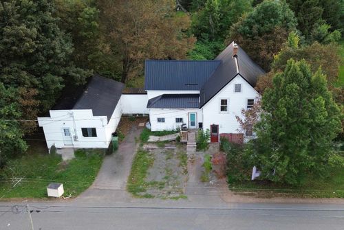95 Church St, Springhill, NS, B0M1X0 | Card Image