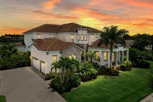 823 Manns Harbor Dr, Apollo Beach, FL, 33572-3384 | Card Image