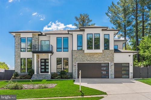 6813 Dean Dr, MCLEAN, VA, 22101-5442 | Card Image