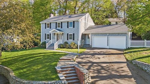 5 Alpine Cir, Wakefield, MA, 01880-1544 | Card Image