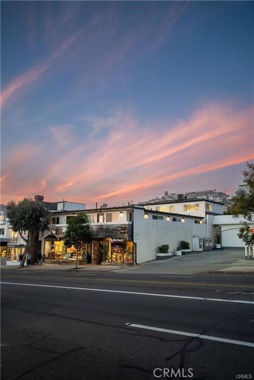 577 Ramona Ave, Laguna Beach, CA, 92651-2430 | Card Image
