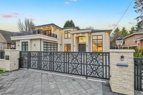 5891 Riverdale Dr, Richmond, BC, V7C2E4 | Card Image
