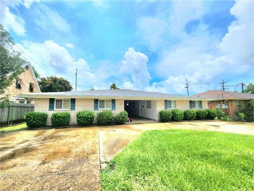 apt-4-111 Lambda St, Belle Chasse, LA, 70037-1745 | Card Image