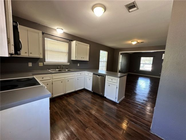 406 Bayview Blvd, House other with 3 bedrooms, 2 bathrooms and 2 parking in Portland TX | Image 11