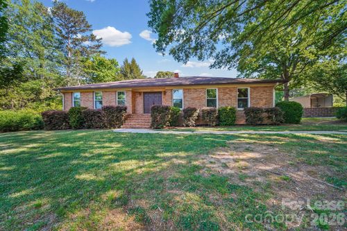 16301 Capps Rd, Charlotte, NC, 28278-8300 | Card Image