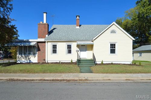 312 W Phillips St, Freeburg, IL, 62243-1134 | Card Image