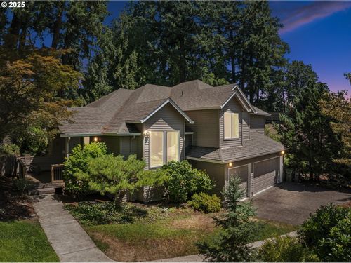 16300 Sunrise Ct, Lake Oswego, OR, 97035-4316 | Card Image