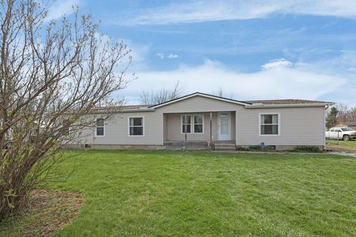68 5th Ave Sw, Etna, OH, 43062-9438 | Card Image