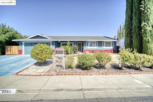 1593 Norine Dr, Pittsburg, CA, 94565-5645 | Card Image