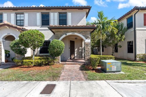 24981 Sw 114th Ct, Homestead, FL, 33032-4726 | Card Image