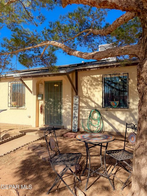 3329 Harrison Ave, El Paso, TX, 79930-4836 | Card Image