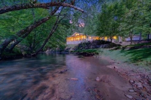 401 Mountain Rivers Rd, Mineral Bluff, GA, 30559-7862 | Card Image