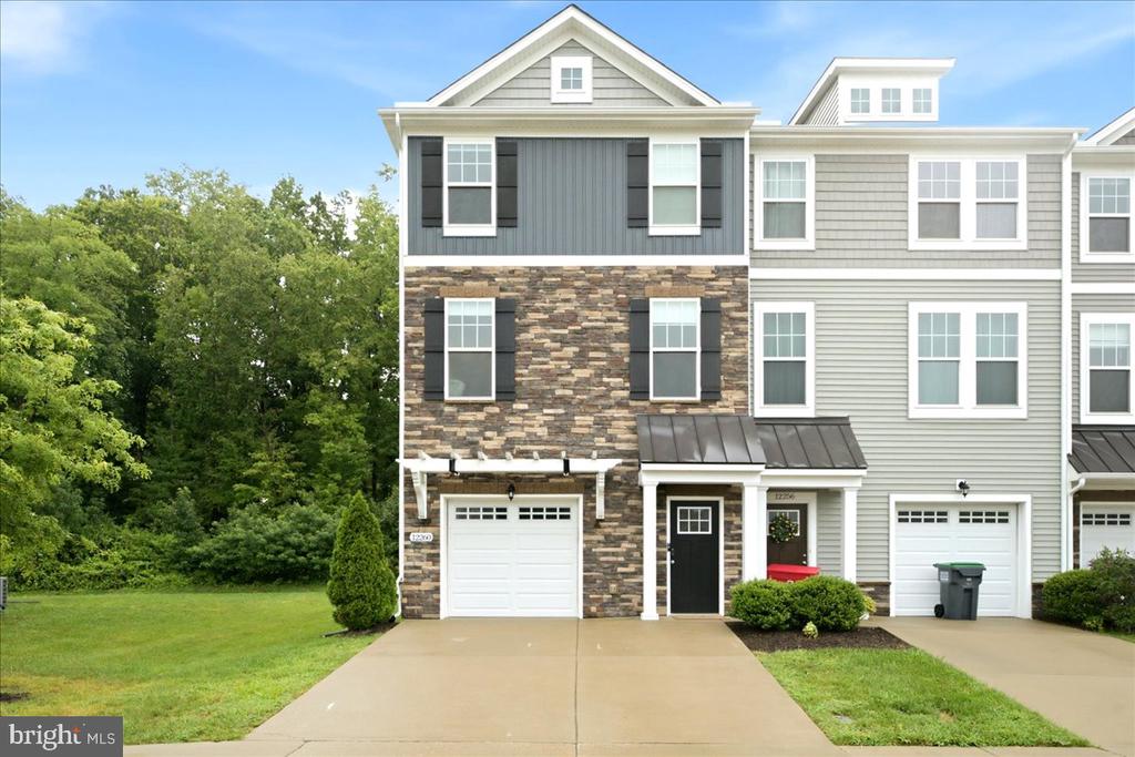 Residential Lease in MIDLOTHIAN 3