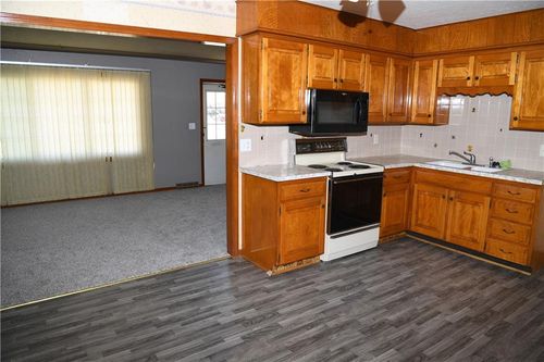 13218 Craig Ave, Grandview, MO, 64030-3262 | Card Image