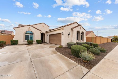 26011 W Wahalla Lane, Buckeye, AZ, 85396 | Card Image