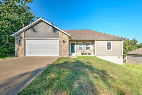 17 Hillington Cir, Bella Vista, AR, 72715-6937 | Card Image
