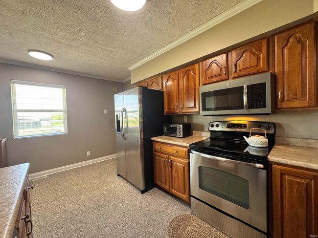 7020 E County Road 1200 N, House other with 3 bedrooms, 2 bathrooms and null parking in Eaton IN | Image 15